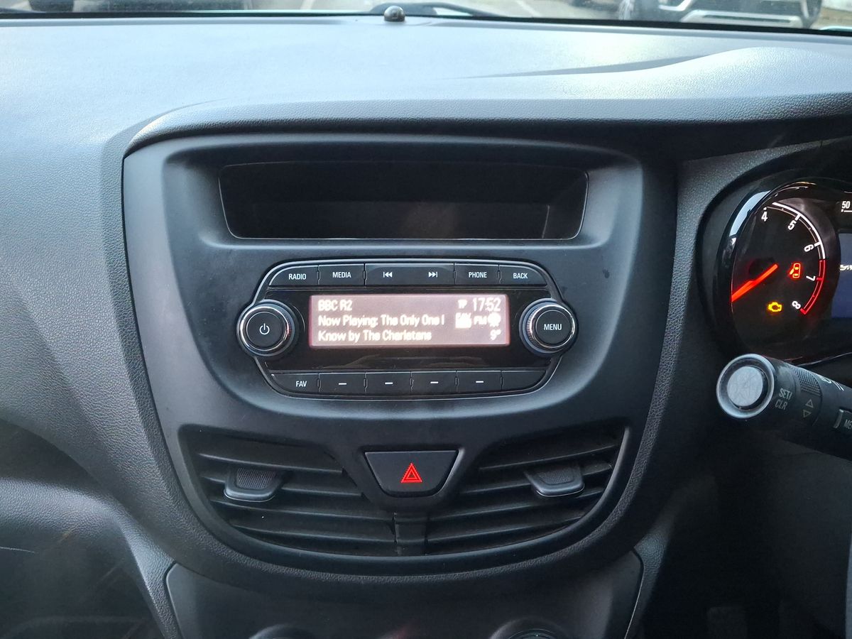 Used Vauxhall Viva 2018 for sale - 77855621: Photo 19