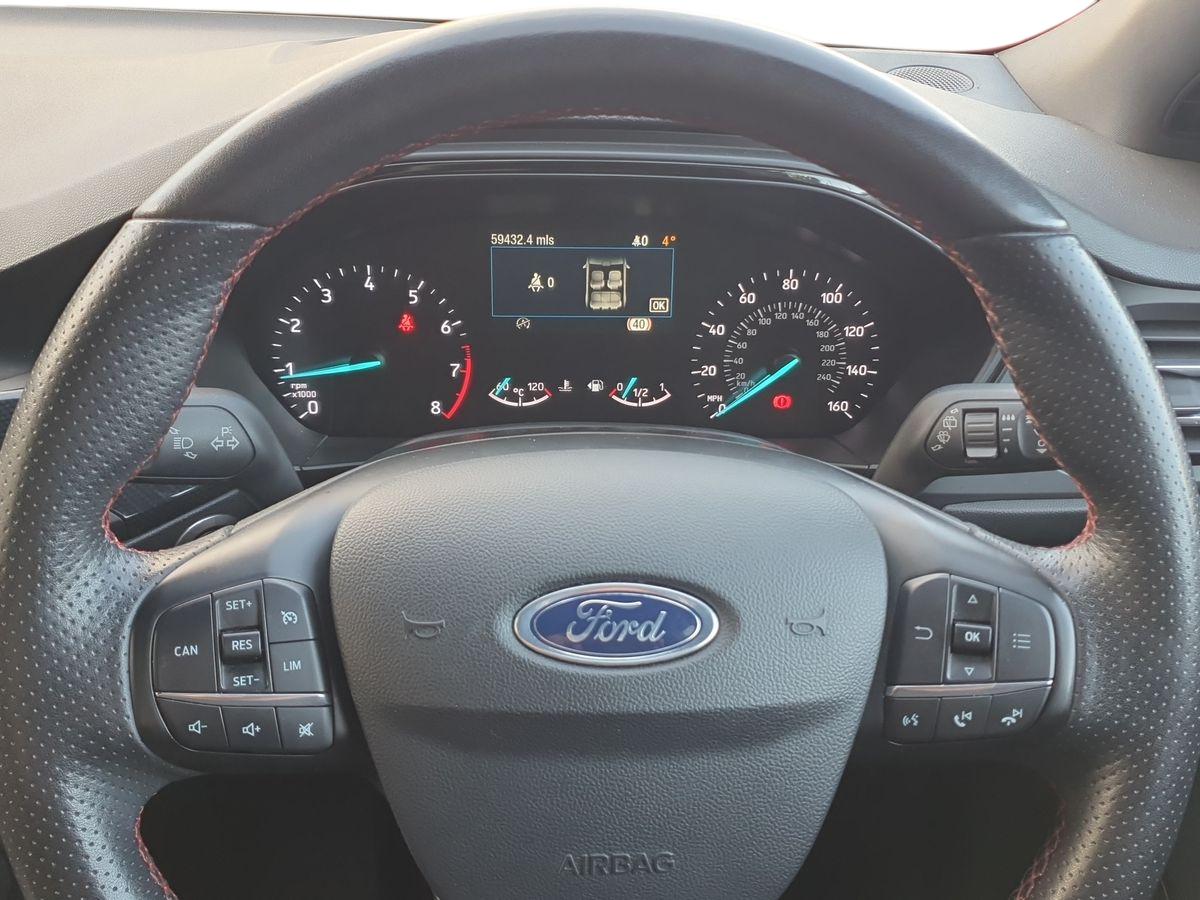 Used Ford Focus 2018 for sale - 76609456: Photo 13