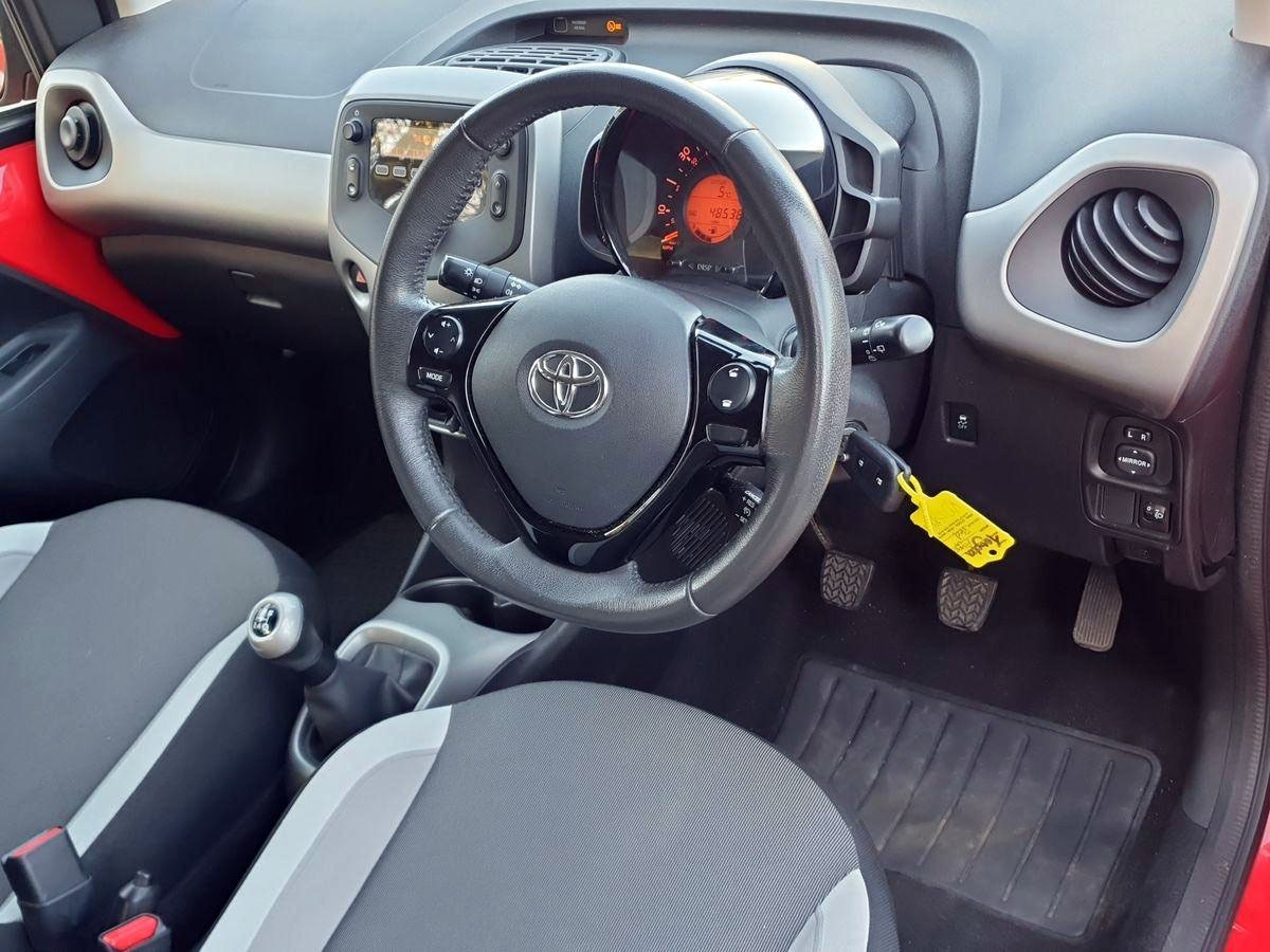Used Toyota AYGO 2015 for sale - 76609595: Photo 10