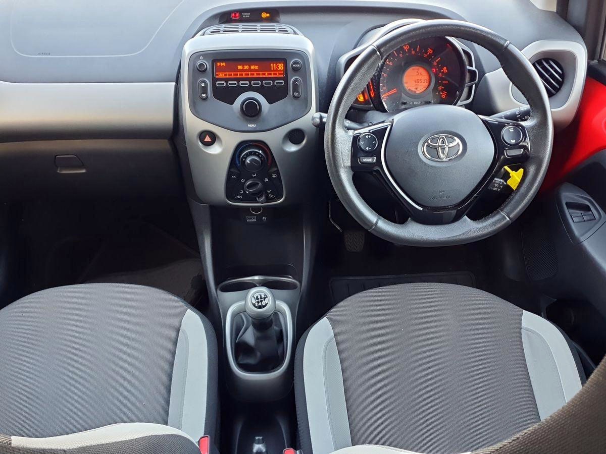 Used Toyota AYGO 2015 for sale - 76609595: Photo 11