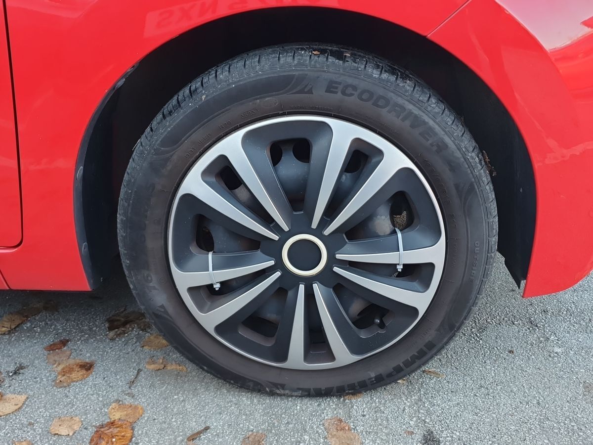 Used Toyota AYGO 2015 for sale - 76609595: Photo 9