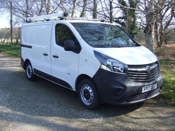 Used Vauxhall Vivaro 2017 for sale - 78106283: Photo 2