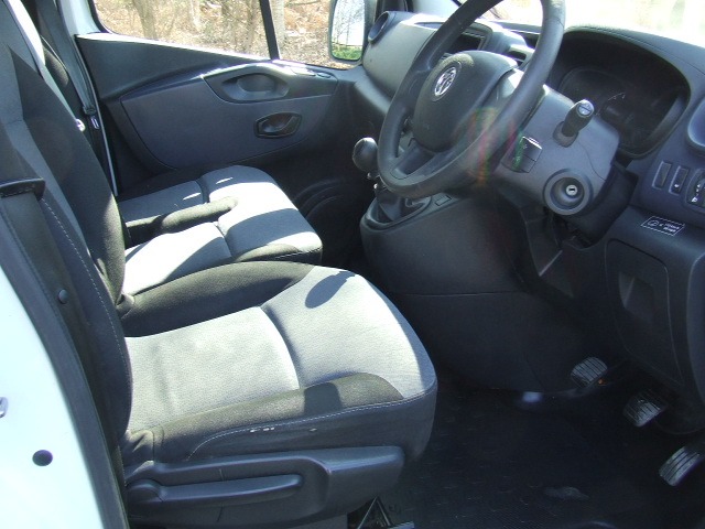 Used Vauxhall Vivaro 2017 for sale - 74072558: Photo 7