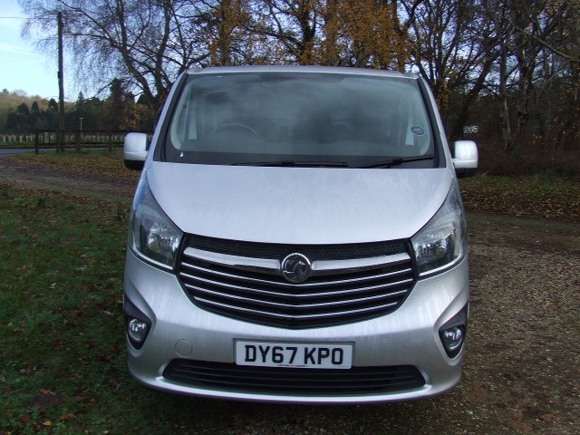 Used Vauxhall Vivaro 2017 for sale - 76830782: Photo 5