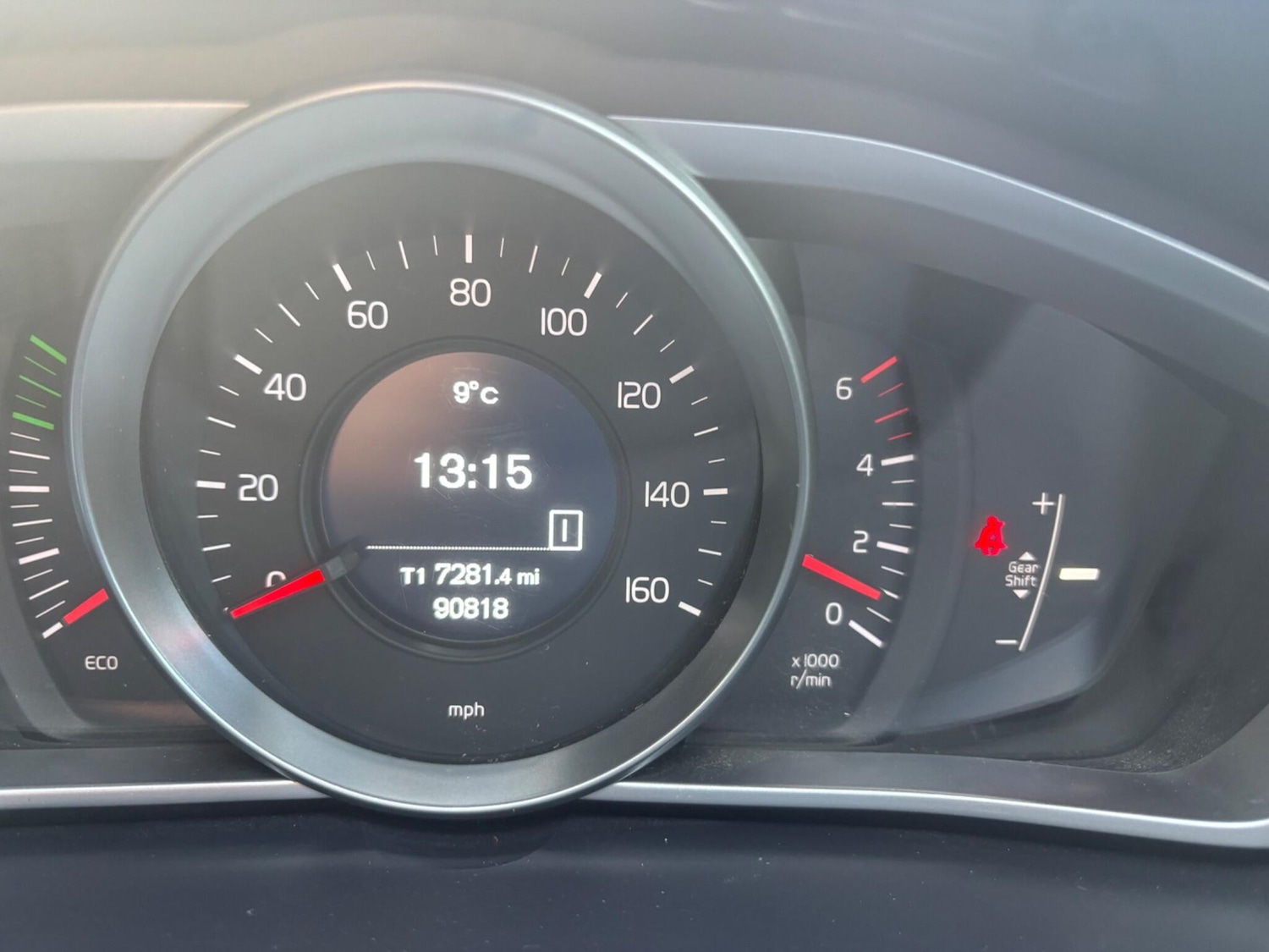 Used Volvo V40 2014 for sale - 77618473: Photo 24