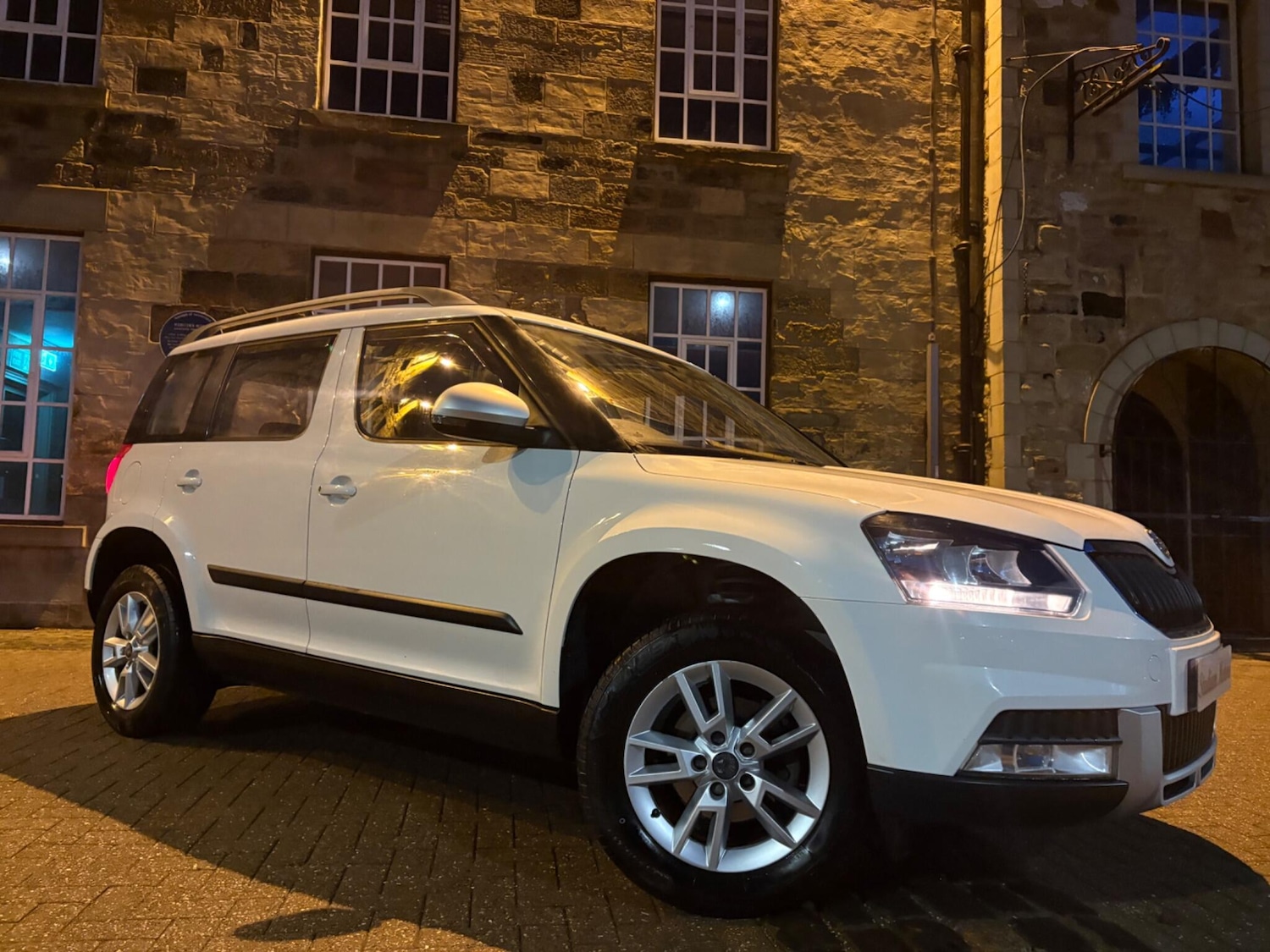 Used Skoda Yeti 2014 for sale - 77293554: Photo 2