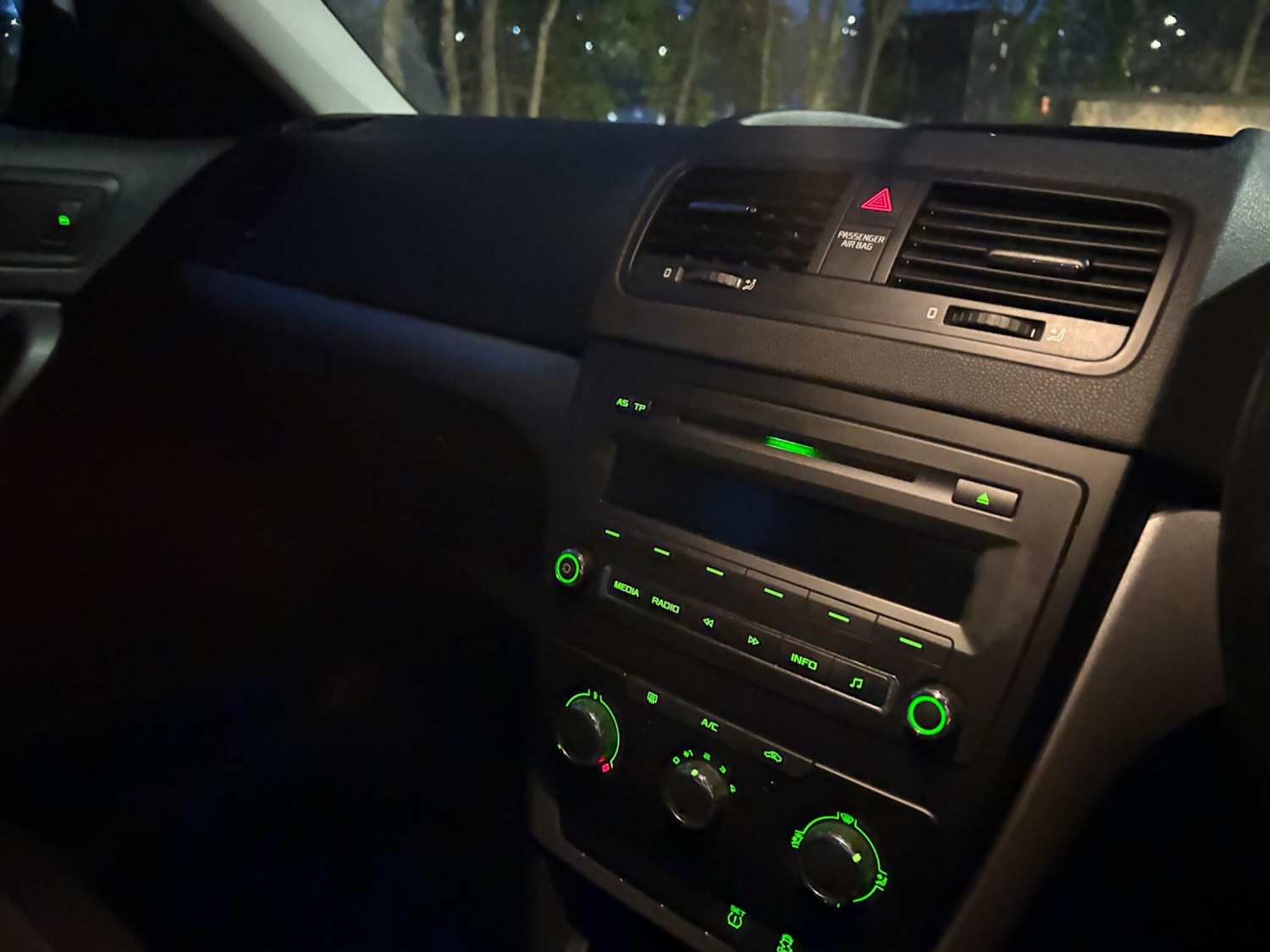 Used Skoda Yeti 2014 for sale - 77293554: Photo 30