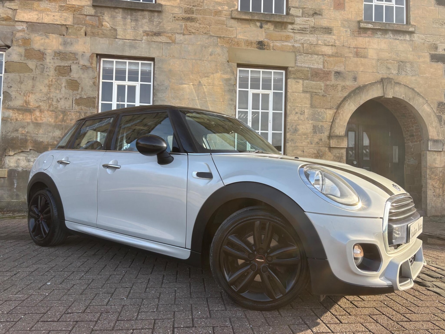 Used MINI Hatch 2017 for sale - 77588676: Photo 5