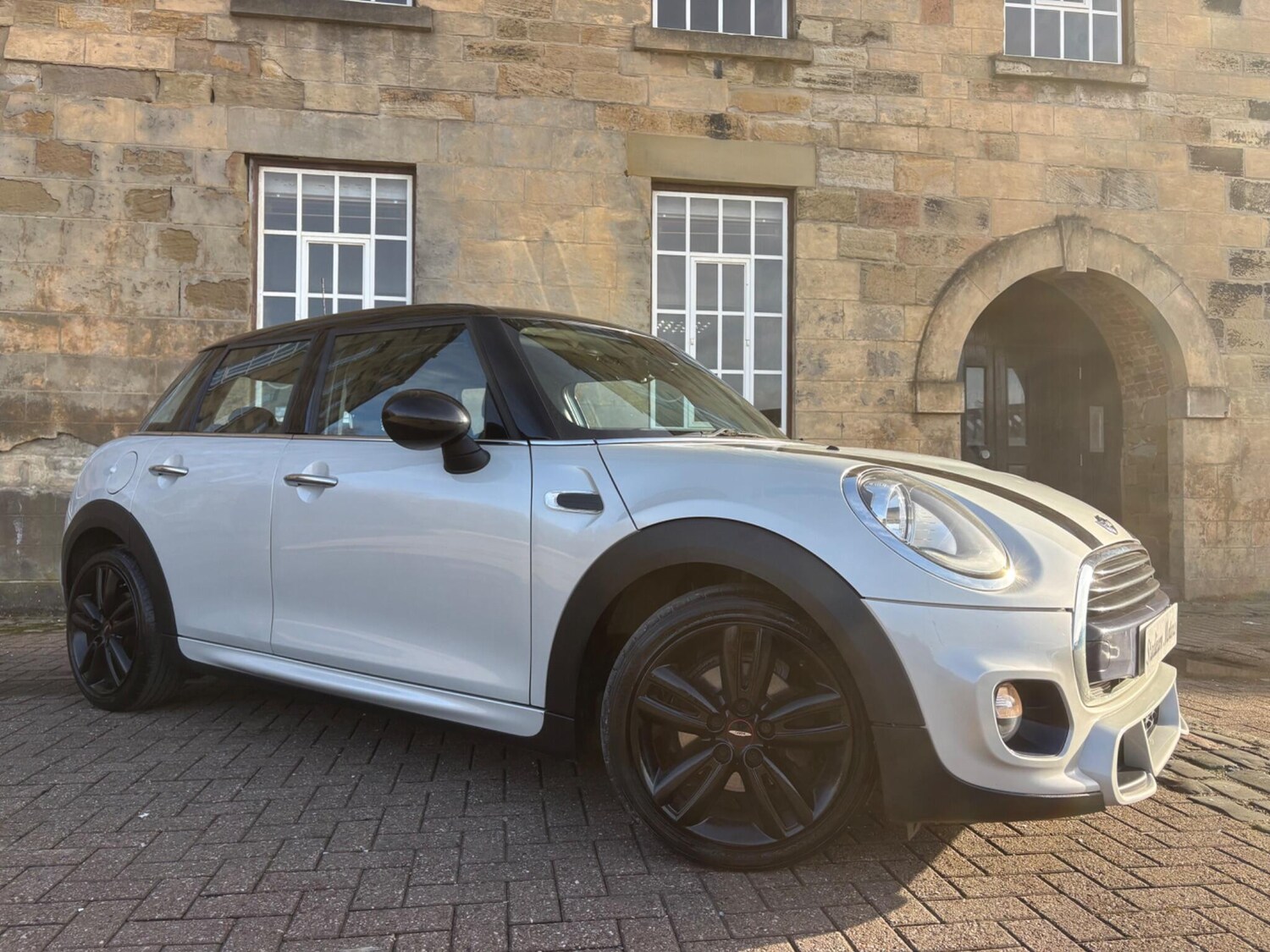 Used MINI Hatch 2017 for sale - 77588676: Photo 8