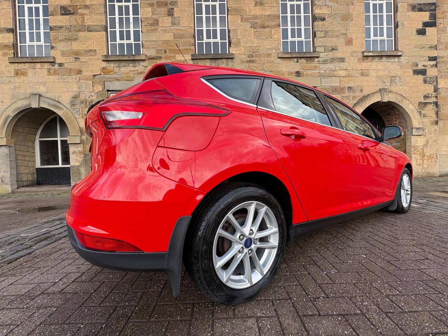 Used Ford Focus 2017 for sale - 77685858: Photo 15