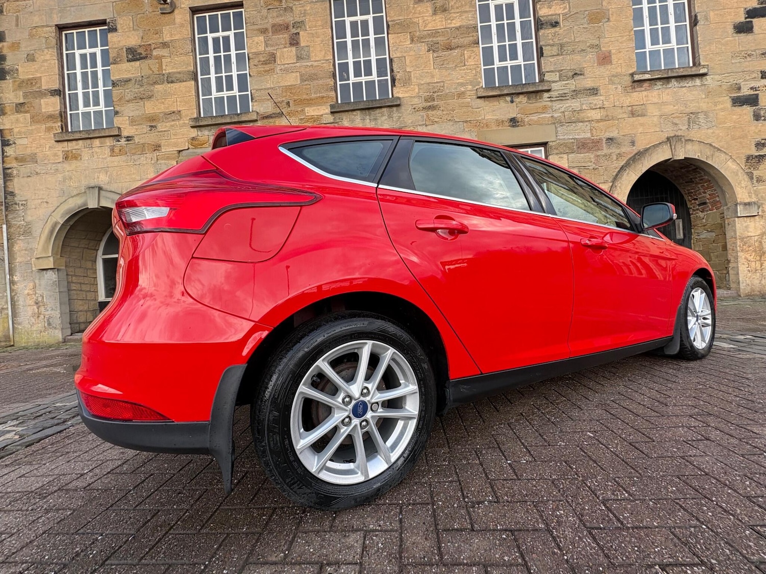 Used Ford Focus 2017 for sale - 77685858: Photo 16