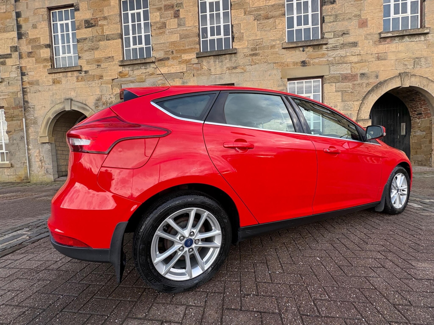 Used Ford Focus 2017 for sale - 77685858: Photo 18