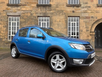 Used Dacia Sandero Stepway 2014 for sale - 77480312: Photo