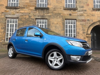 Used Dacia Sandero Stepway 2014 for sale - 77480312: Photo