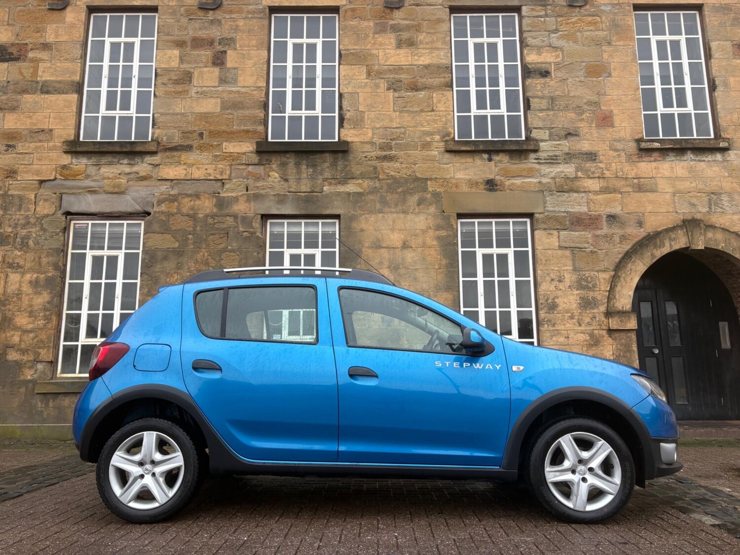 Used Dacia Sandero Stepway 2014 for sale - 77480312: Photo 8