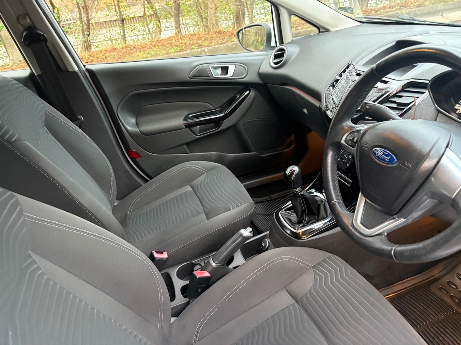 Used Ford Fiesta 2015 for sale - 77293552: Photo 25