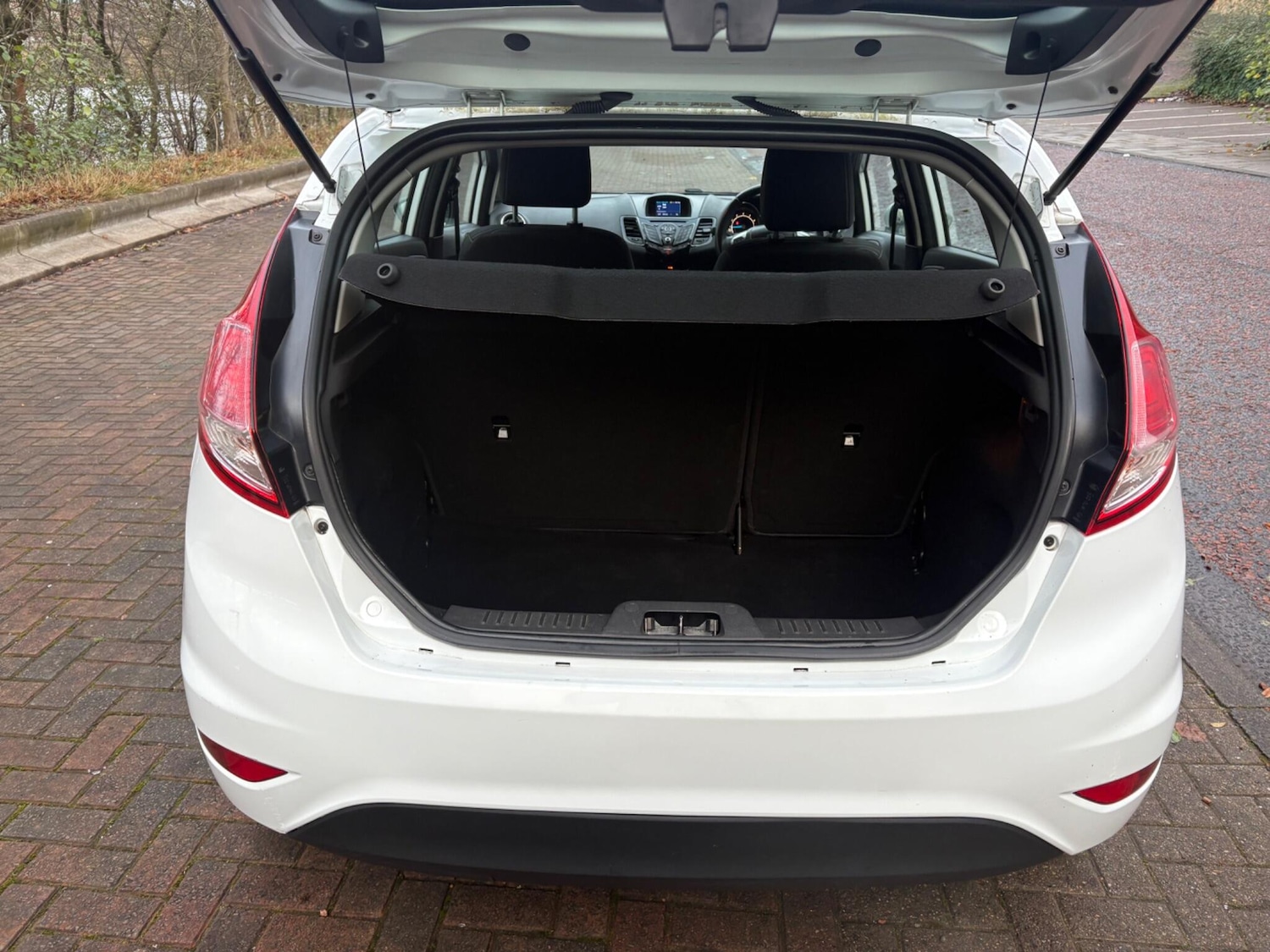 Used Ford Fiesta 2015 for sale - 77293552: Photo 32