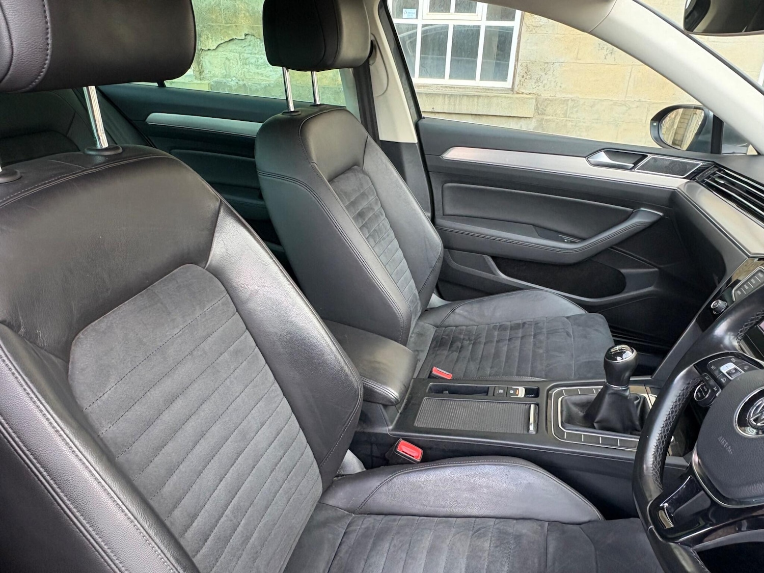 Used Volkswagen Passat 2015 for sale - 77726233: Photo 31