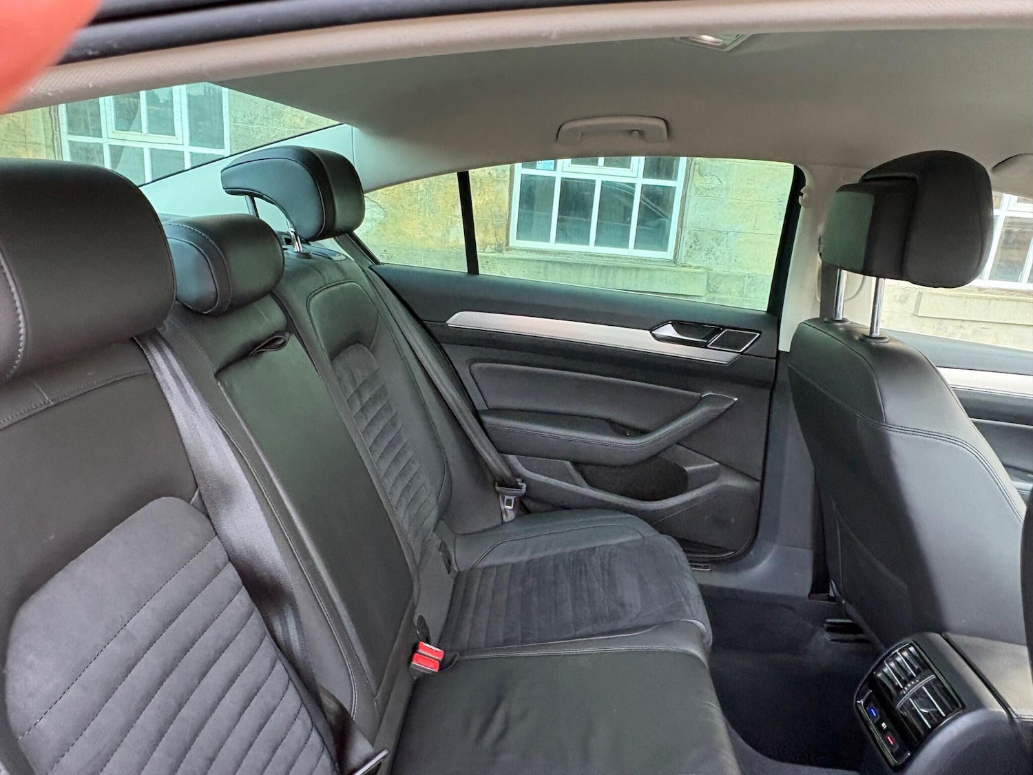 Used Volkswagen Passat 2015 for sale - 77726233: Photo 33