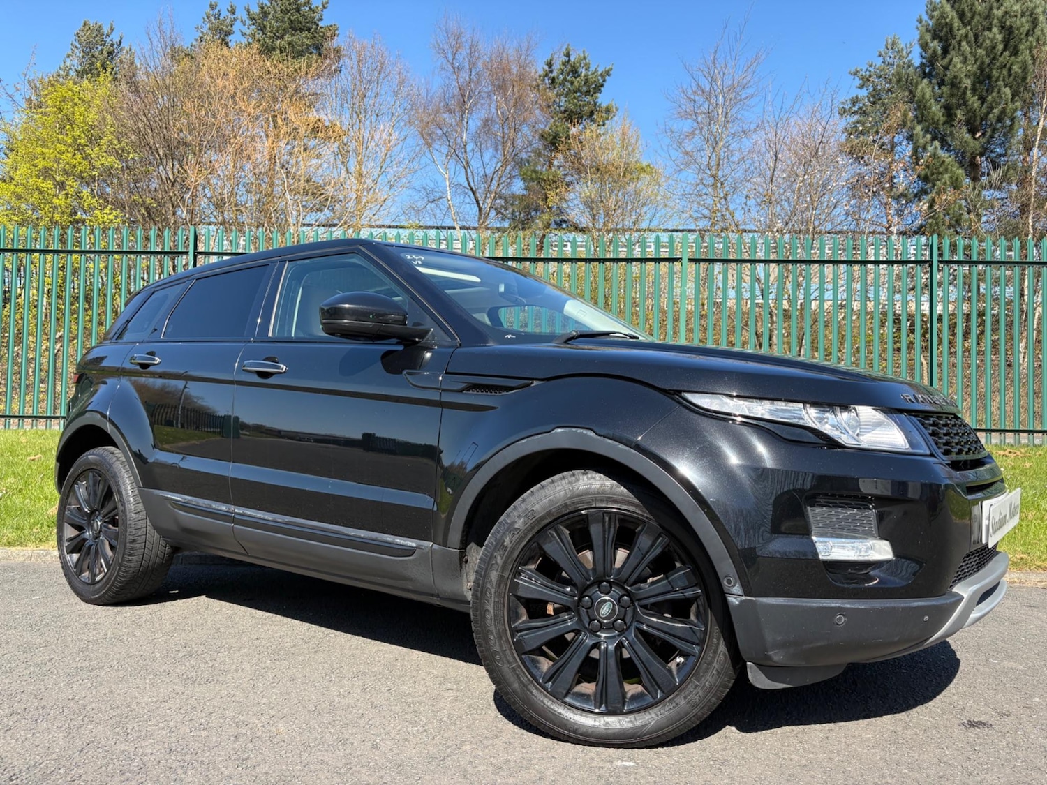 Used Land Rover Range Rover Evoque 2016 for sale - 77324773: Photo 1