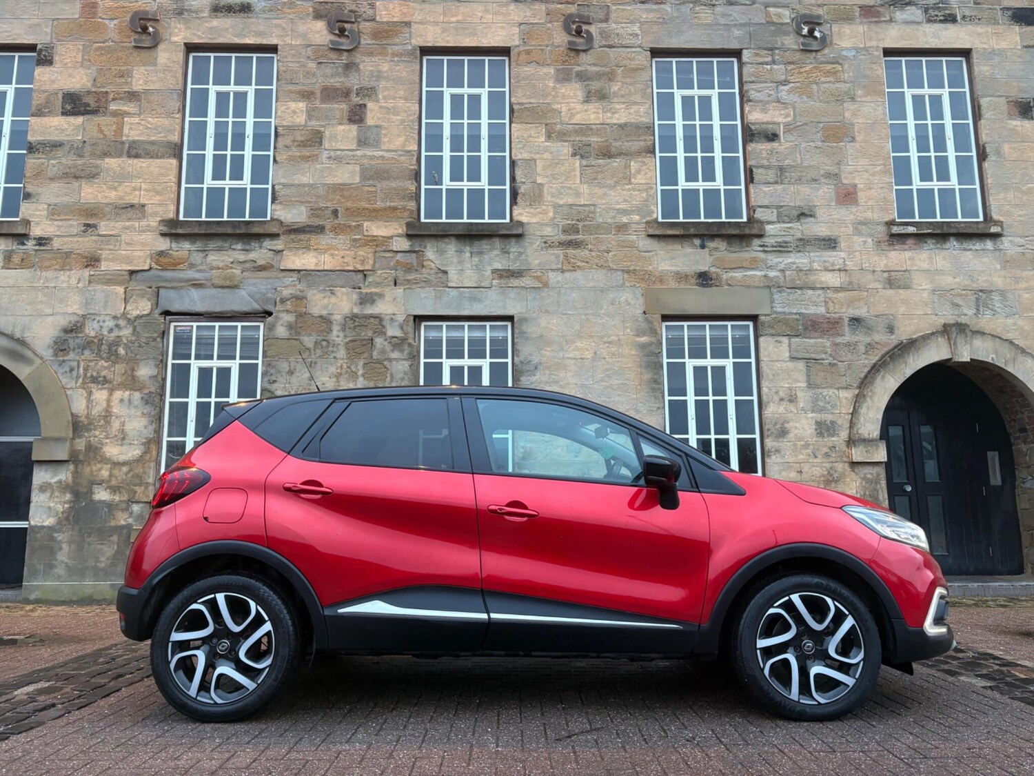 Used Renault Captur 2018 for sale - 77360668: Photo 10