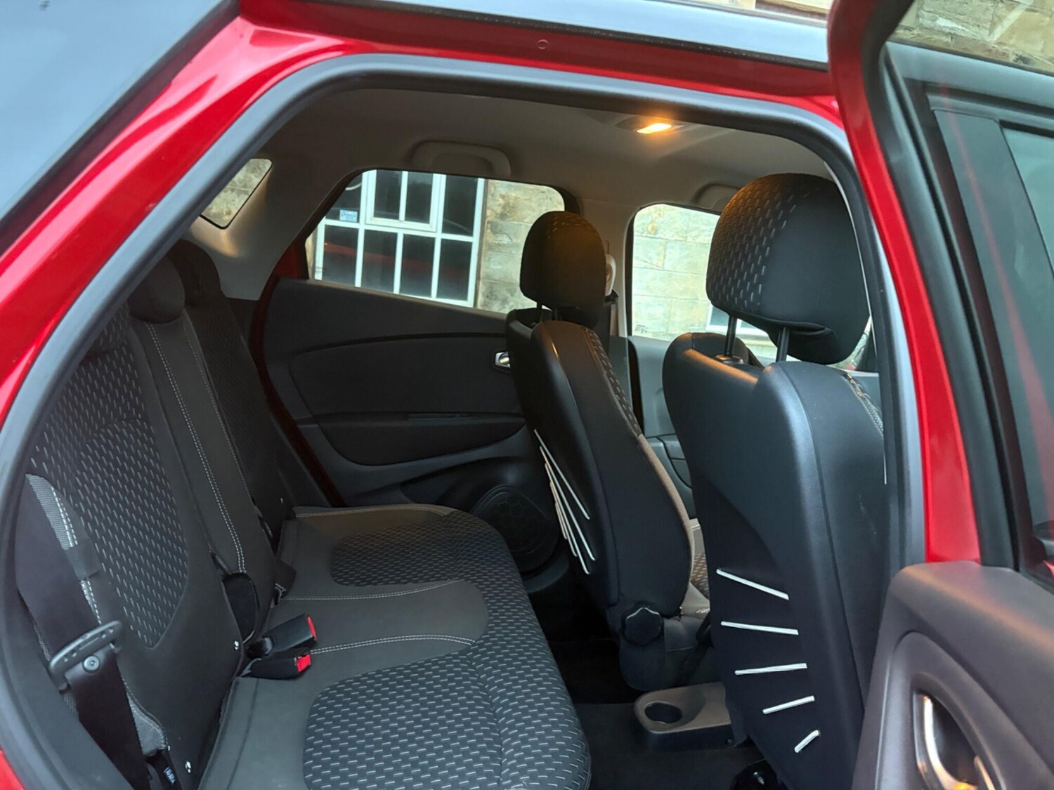 Used Renault Captur 2018 for sale - 77360668: Photo 28