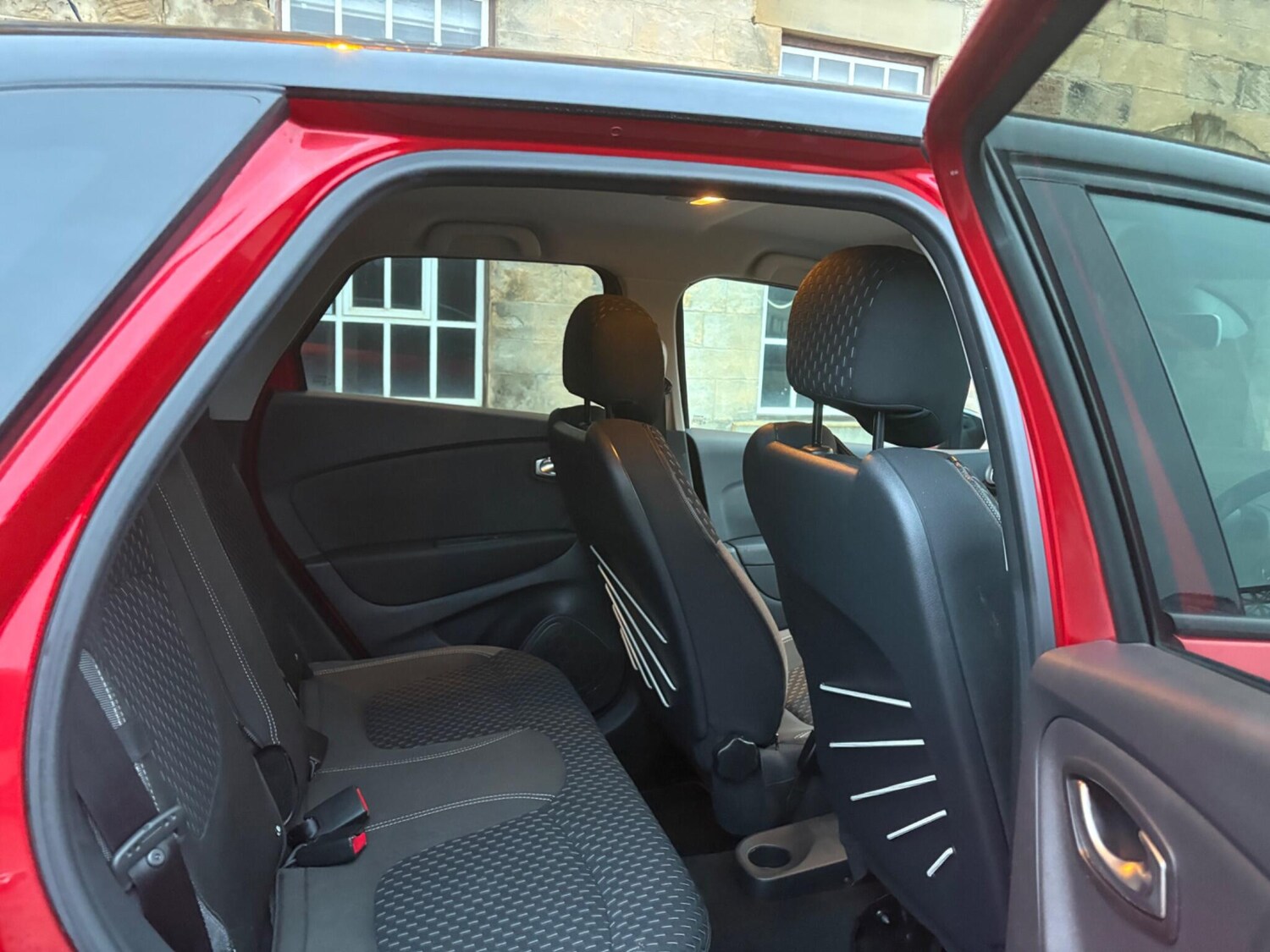 Used Renault Captur 2018 for sale - 77360668: Photo 29