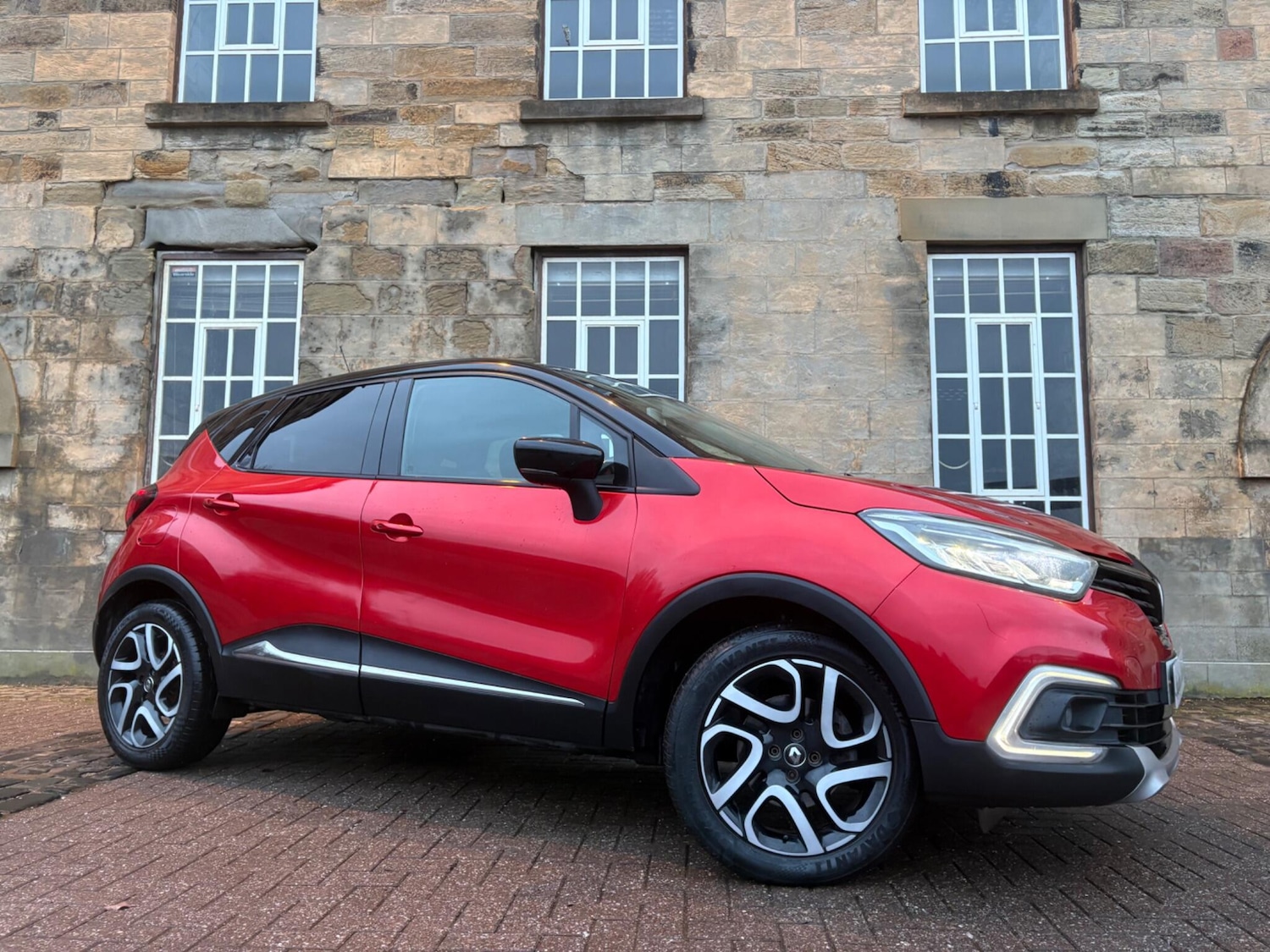 Used Renault Captur 2018 for sale - 77360668: Photo 4