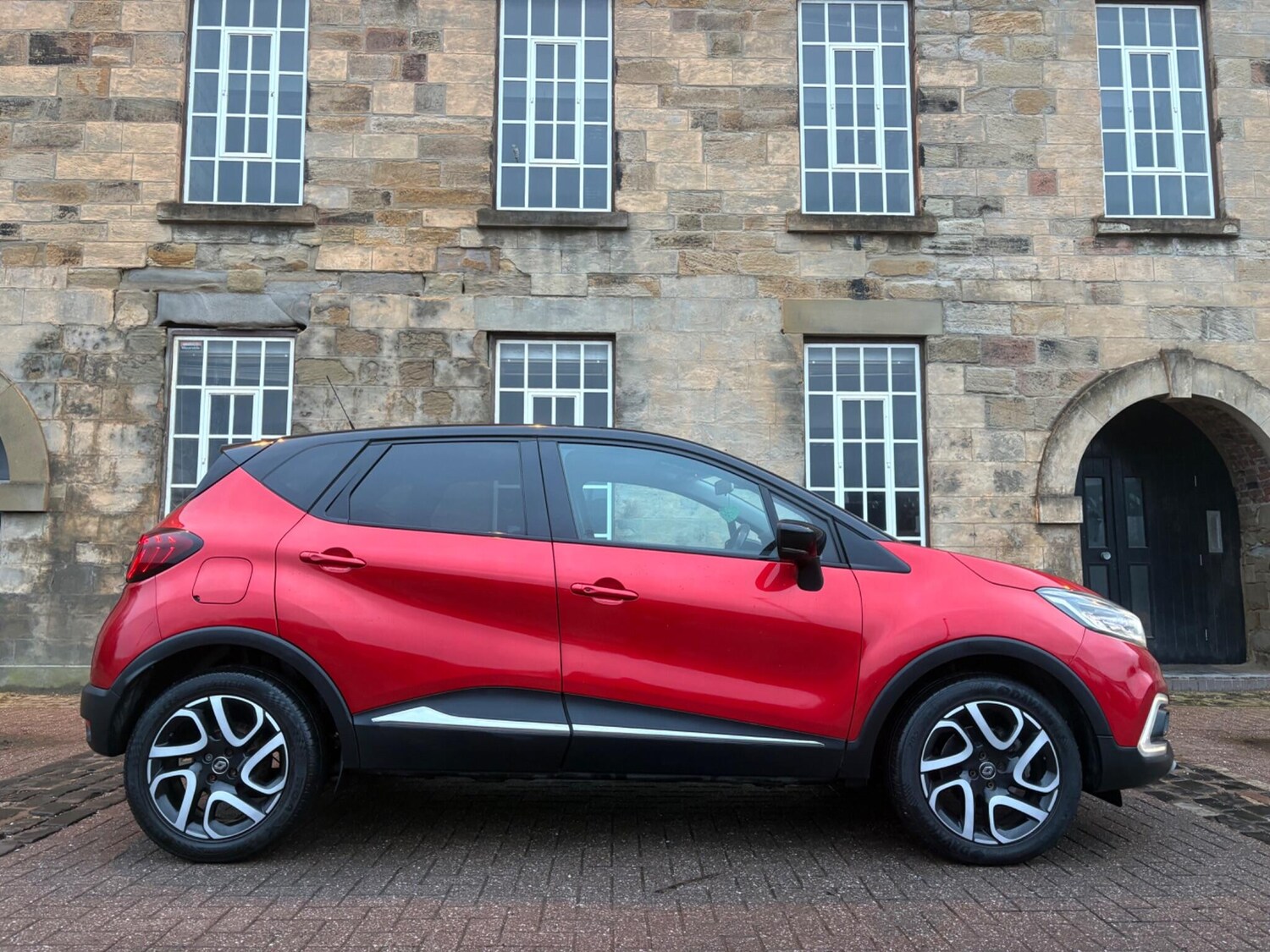 Used Renault Captur 2018 for sale - 77360668: Photo 7