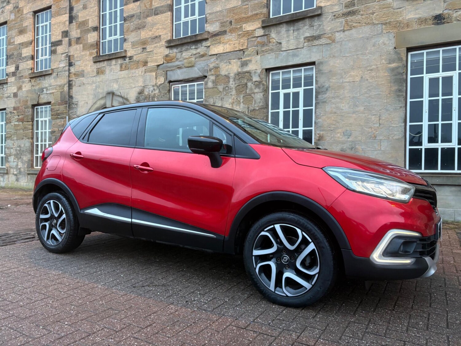 Used Renault Captur 2018 for sale - 77360668: Photo 8