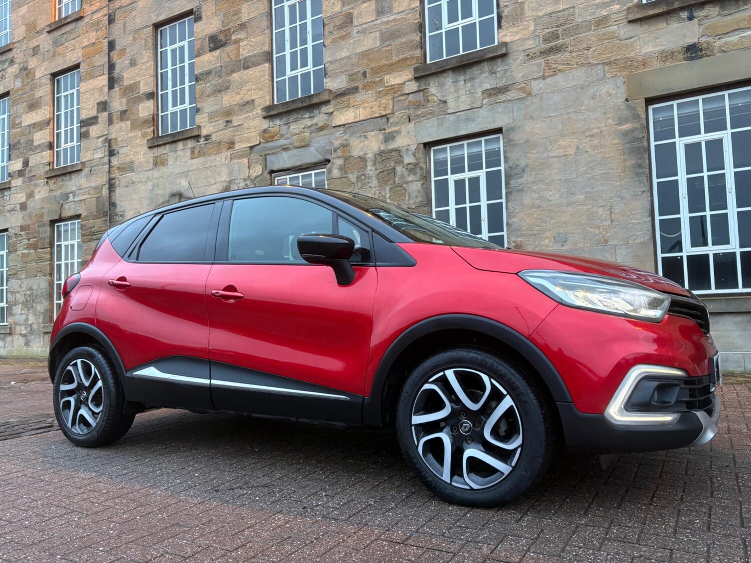 Used Renault Captur 2018 for sale - 77360668: Photo 9