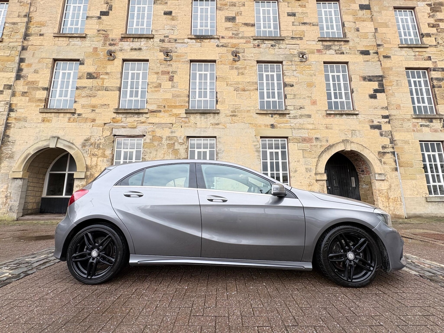 Used Mercedes-Benz A-Class 2017 for sale - 77685856: Photo 13