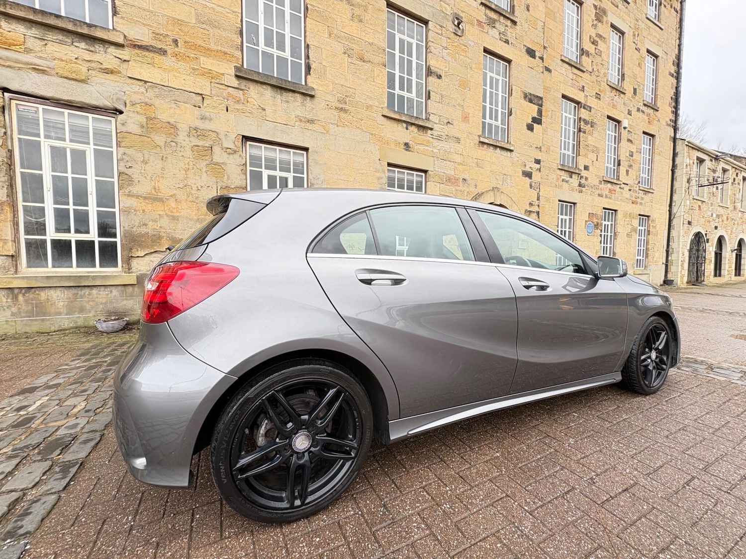 Used Mercedes-Benz A-Class 2017 for sale - 77685856: Photo 20