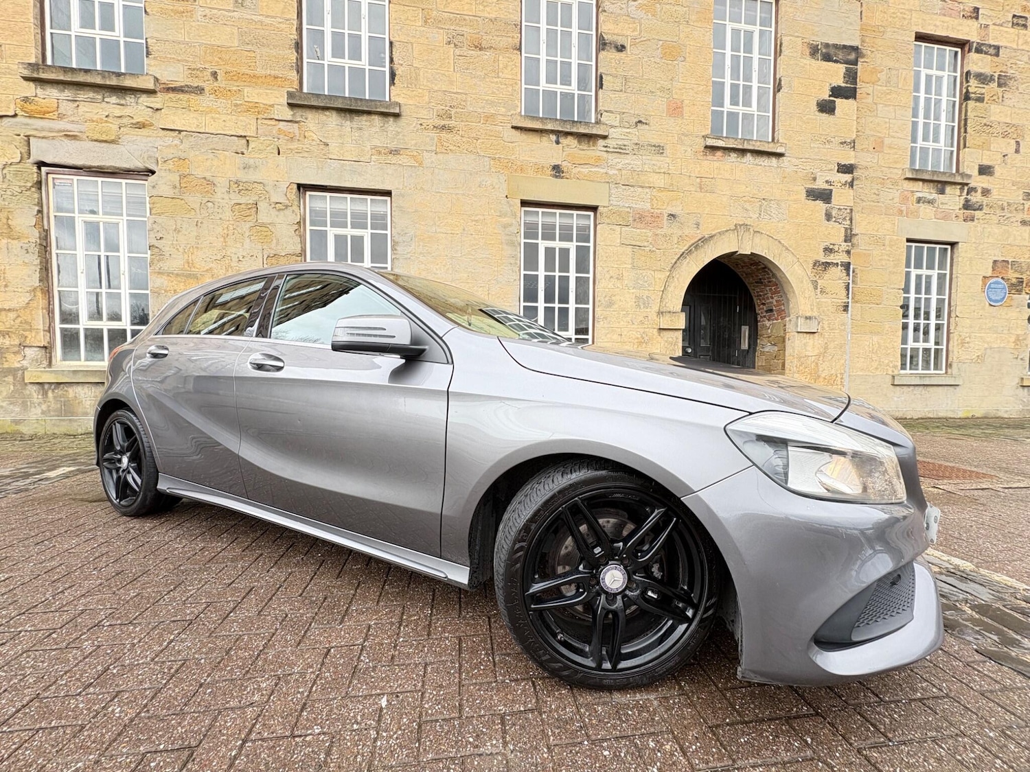 Used Mercedes-Benz A-Class 2017 for sale - 77685856: Photo 6