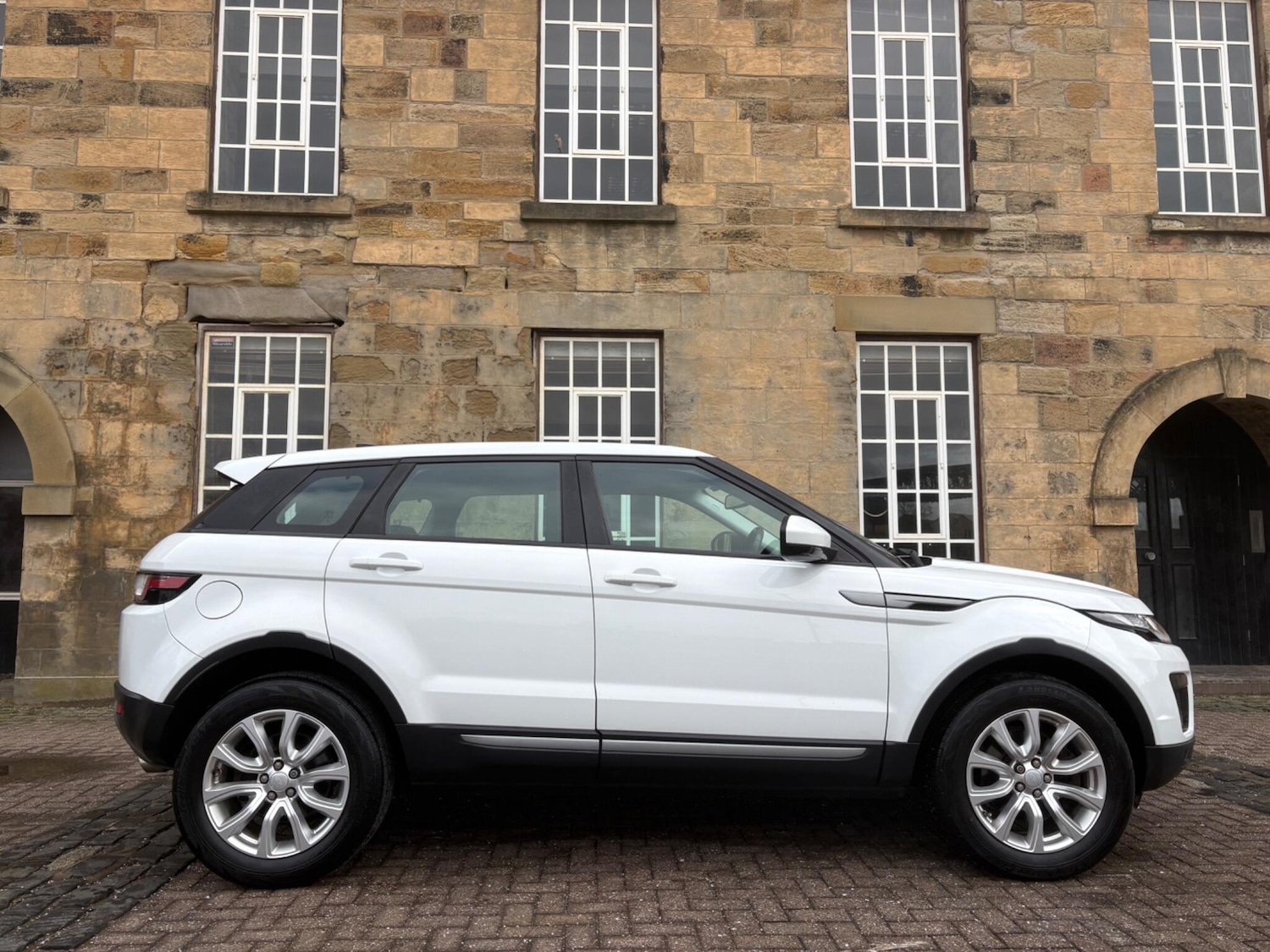 Used Land Rover Range Rover Evoque 2017 for sale - 77600520: Photo 12