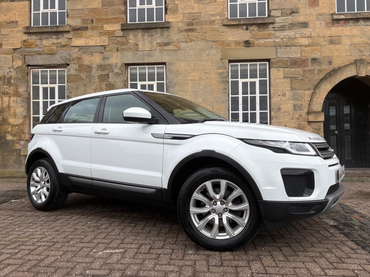 Used Land Rover Range Rover Evoque 2017 for sale - 77600520: Photo 6