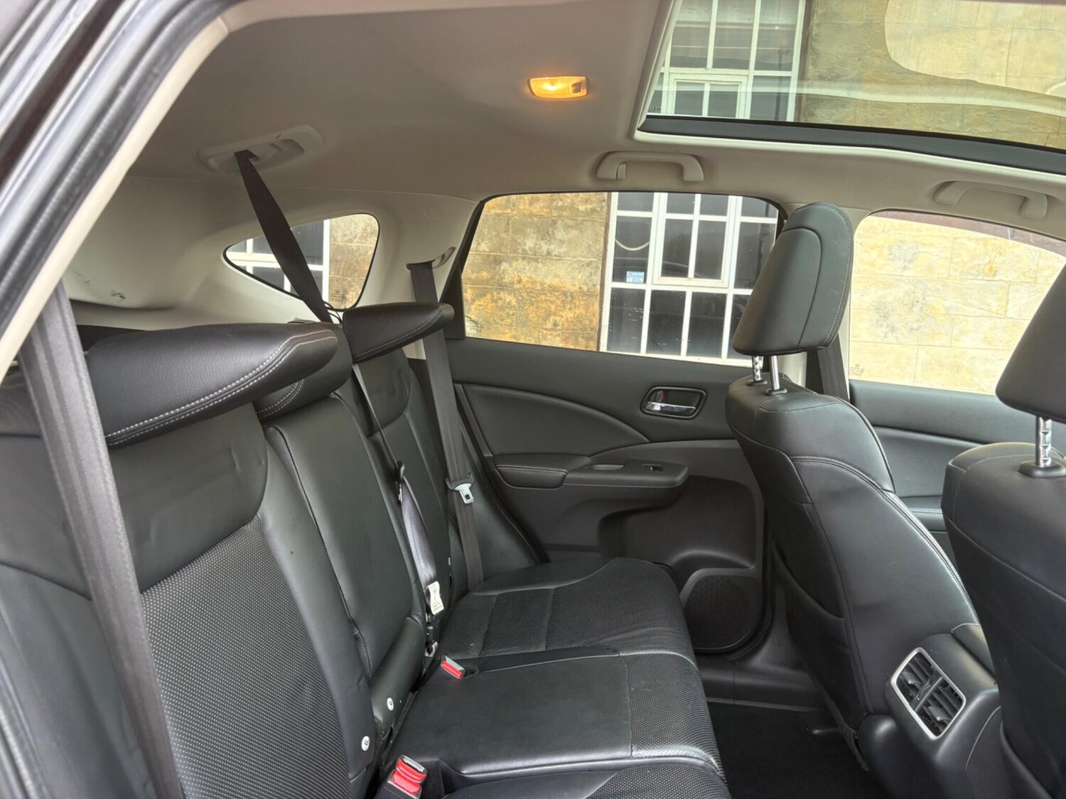 Used Honda CR-V 2016 for sale - 77360698: Photo 32