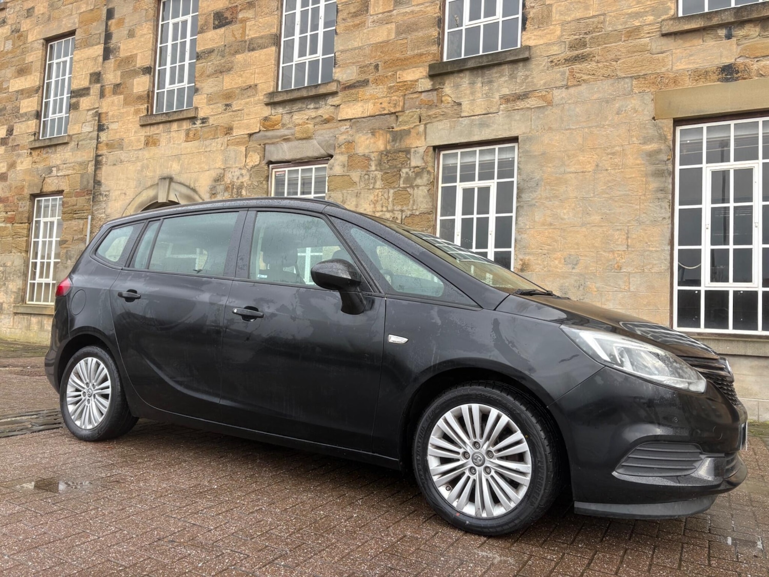Used Vauxhall Zafira 2017 for sale - 77365616: Photo 7
