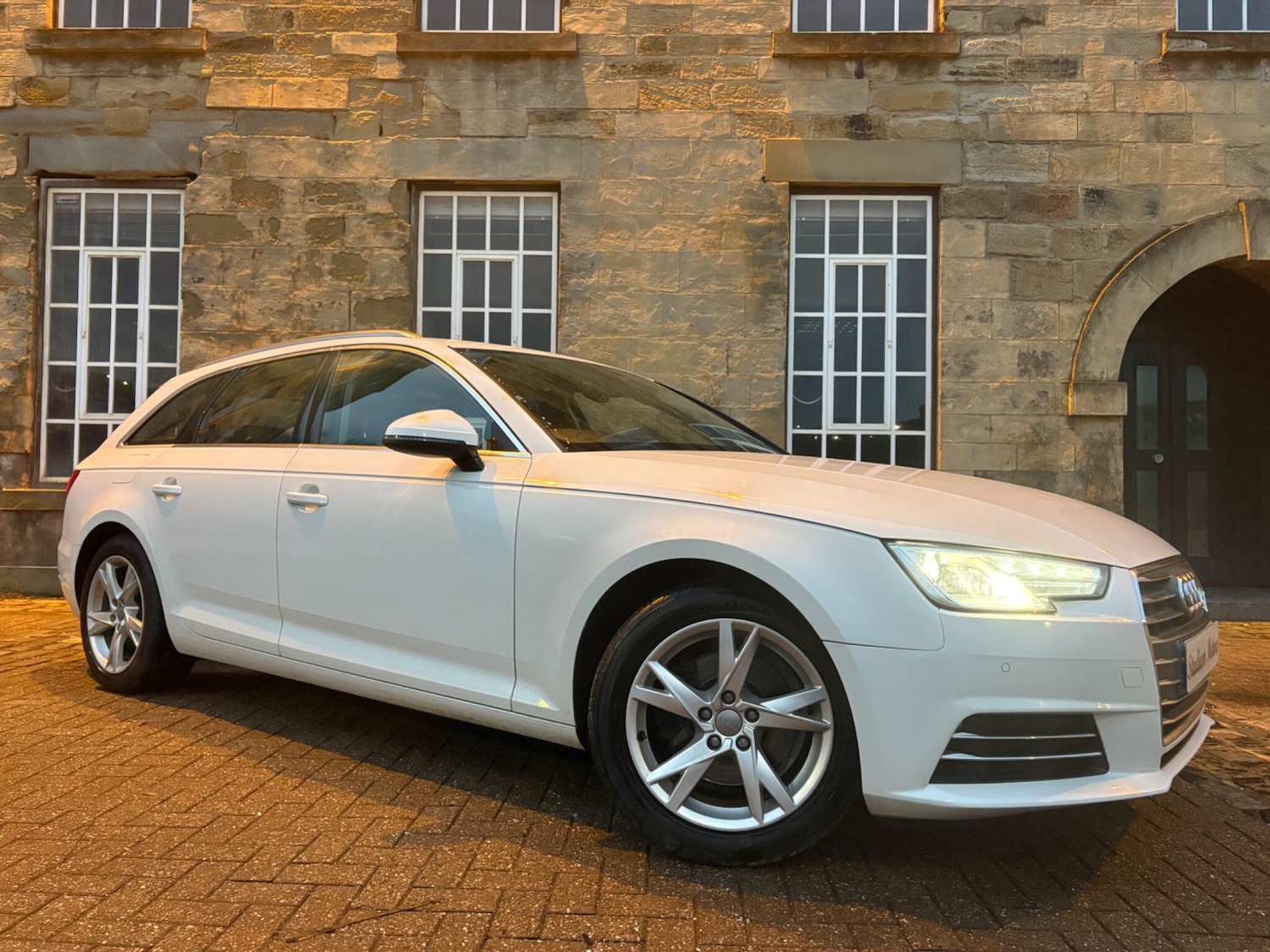 Used Audi A4 2017 for sale - 77293546: Photo 7