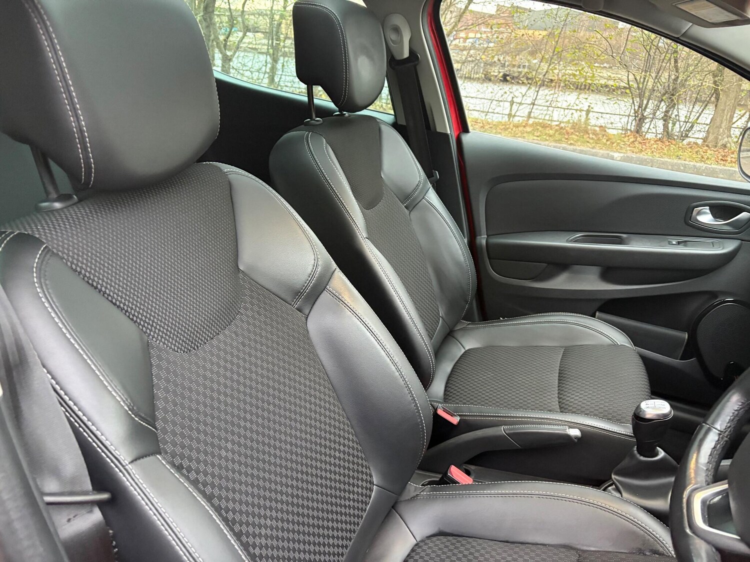 Used Renault Clio 2019 for sale - 77245310: Photo 35