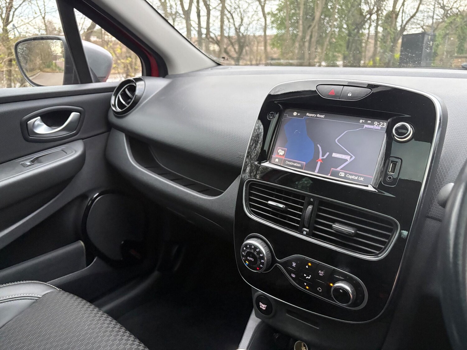 Used Renault Clio 2019 for sale - 77245310: Photo 38