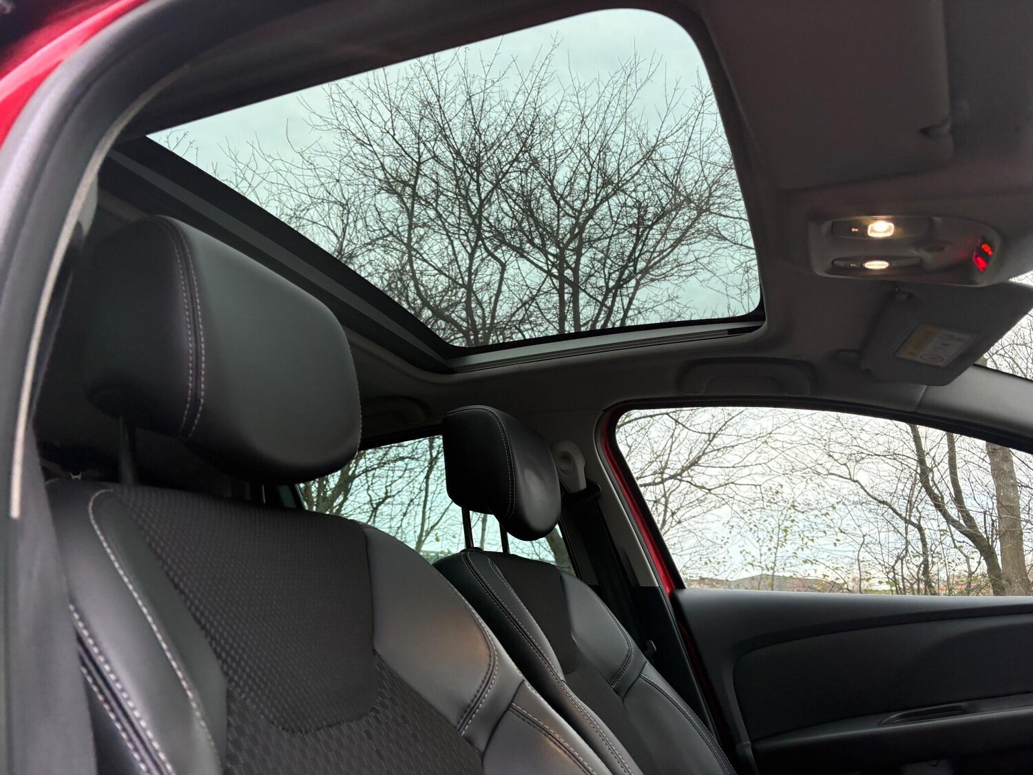 Used Renault Clio 2019 for sale - 77245310: Photo 39