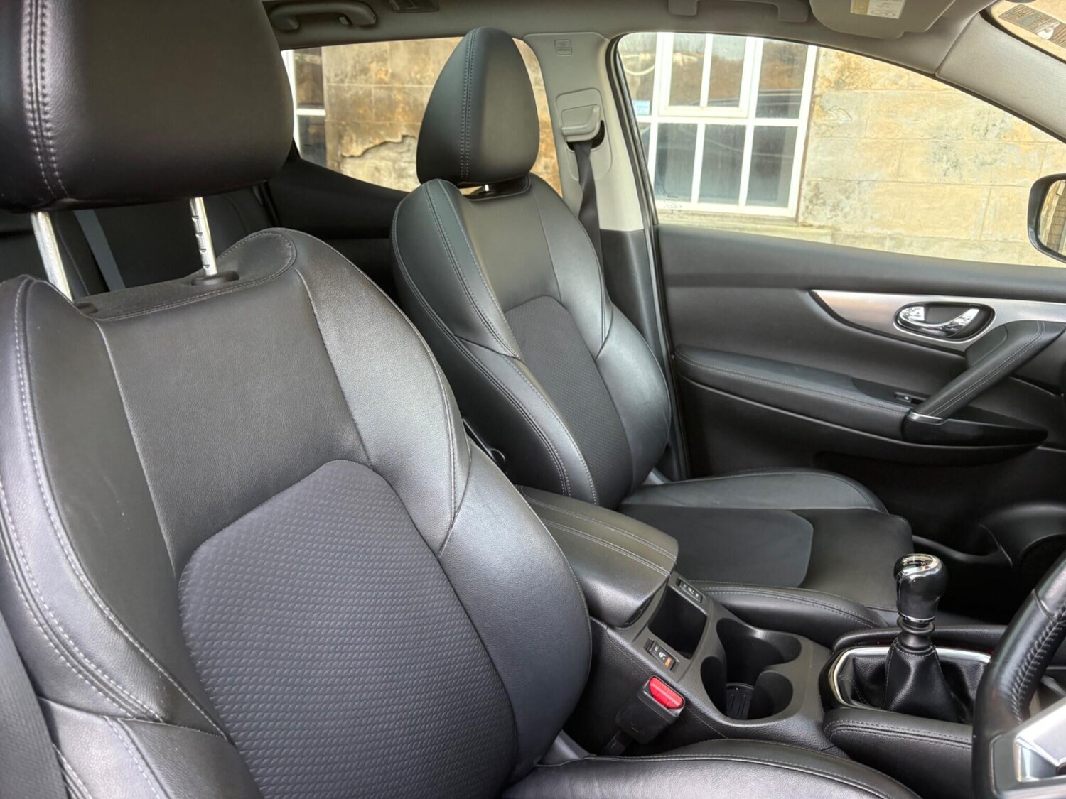 Used Nissan Qashqai 2017 for sale - 77600503: Photo 33