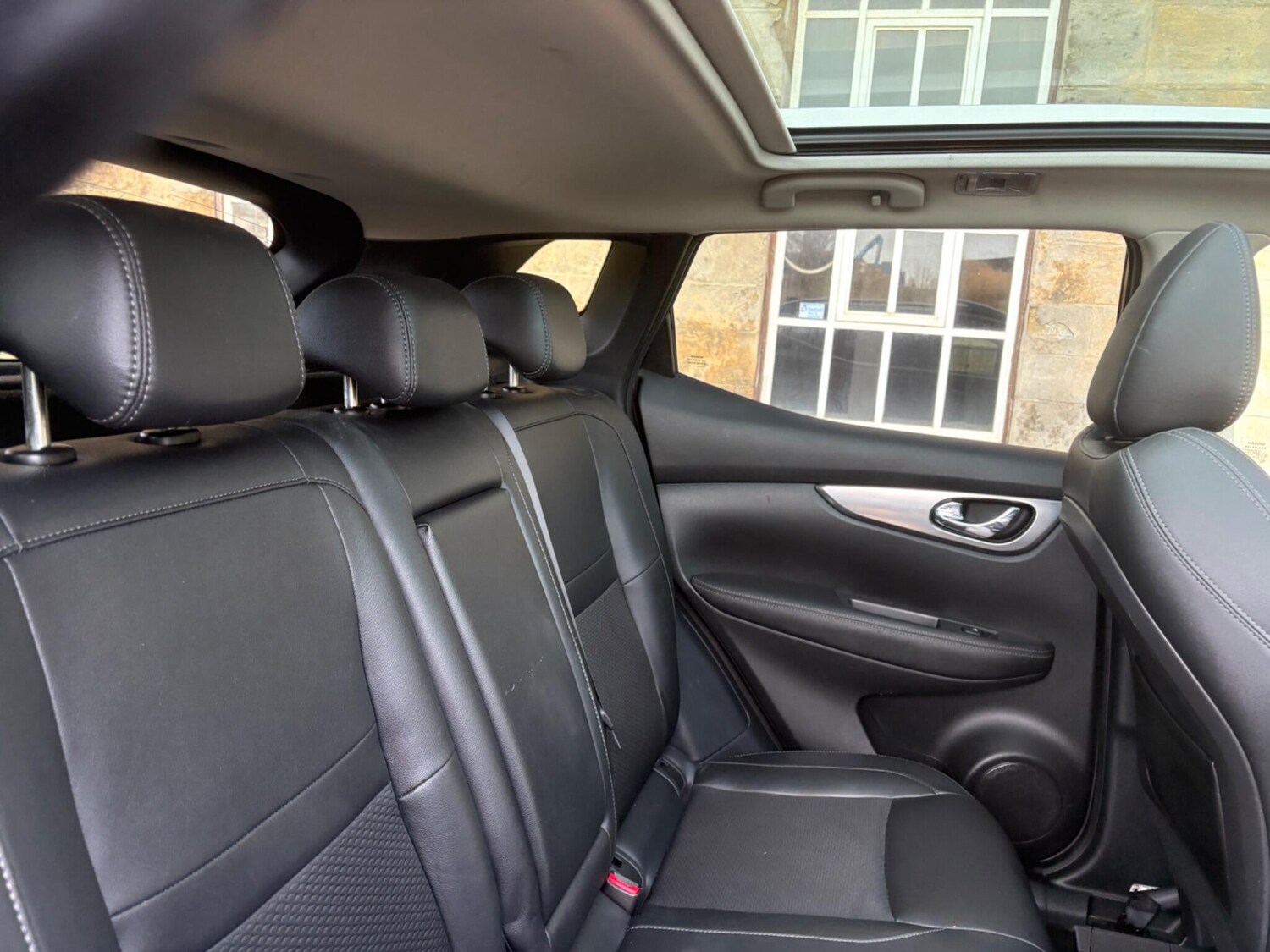 Used Nissan Qashqai 2017 for sale - 77600503: Photo 34