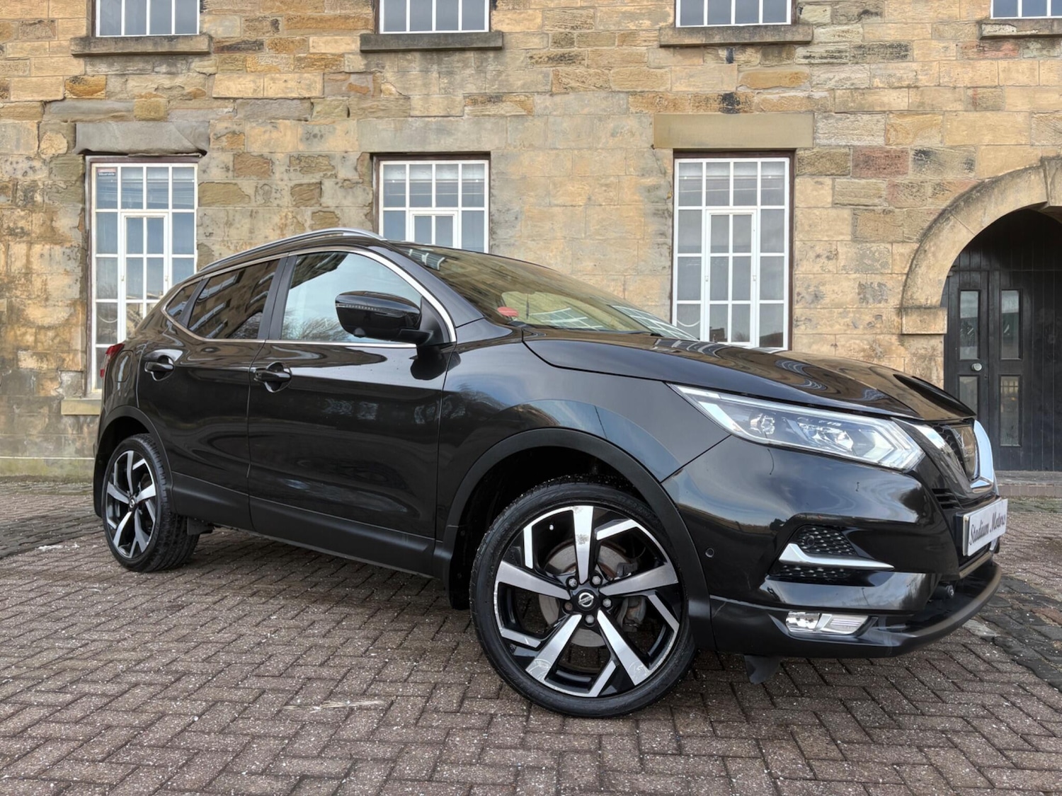 Used Nissan Qashqai 2017 for sale - 77600503: Photo 4