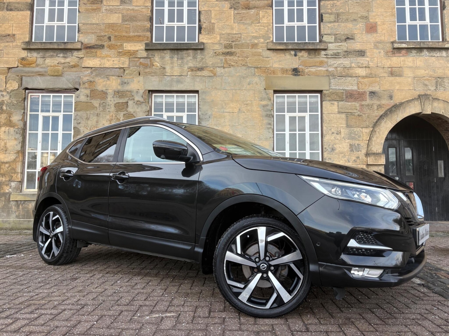 Used Nissan Qashqai 2017 for sale - 77600503: Photo 8