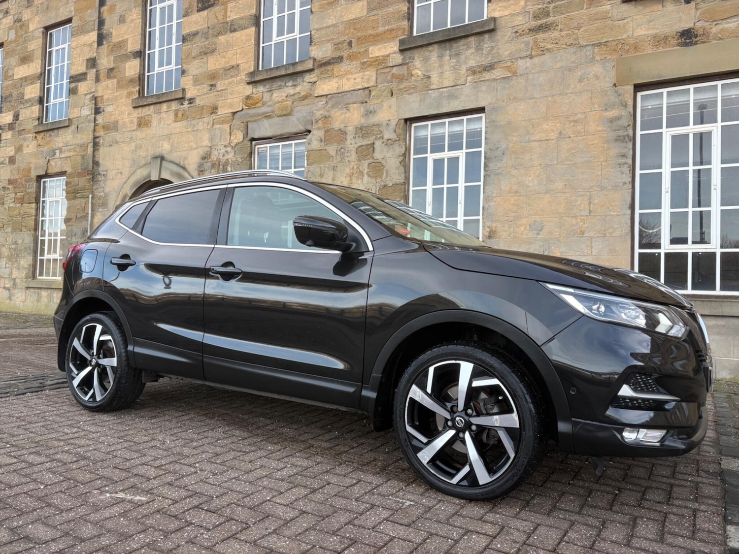 Used Nissan Qashqai 2017 for sale - 77600503: Photo 9