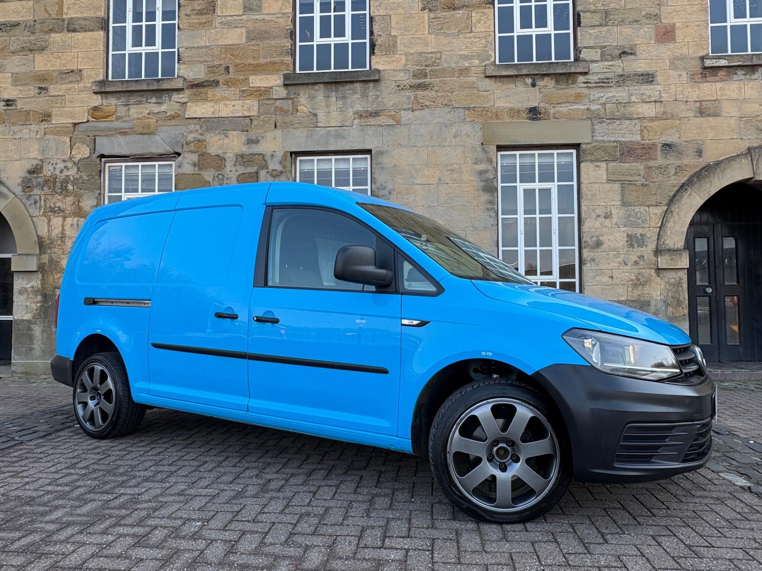 Used Volkswagen Caddy Maxi 2016 for sale - 77983047: Photo 10