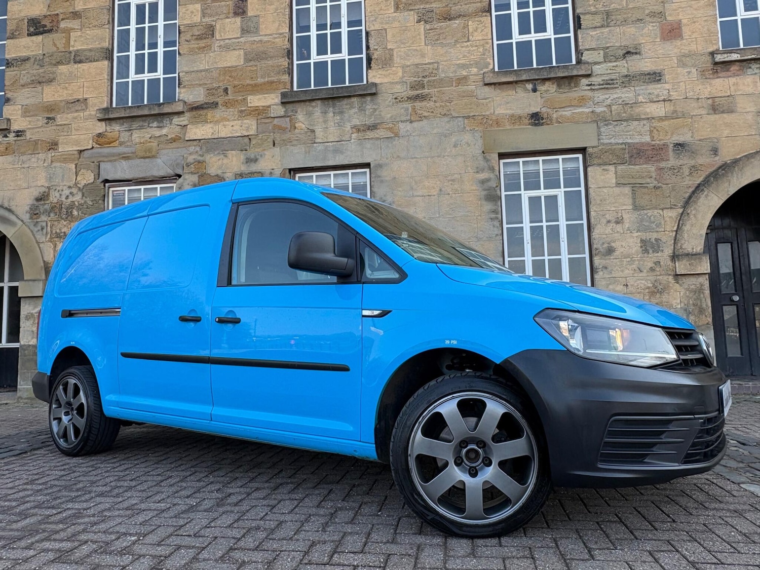 Used Volkswagen Caddy Maxi 2016 for sale - 77983047: Photo 4