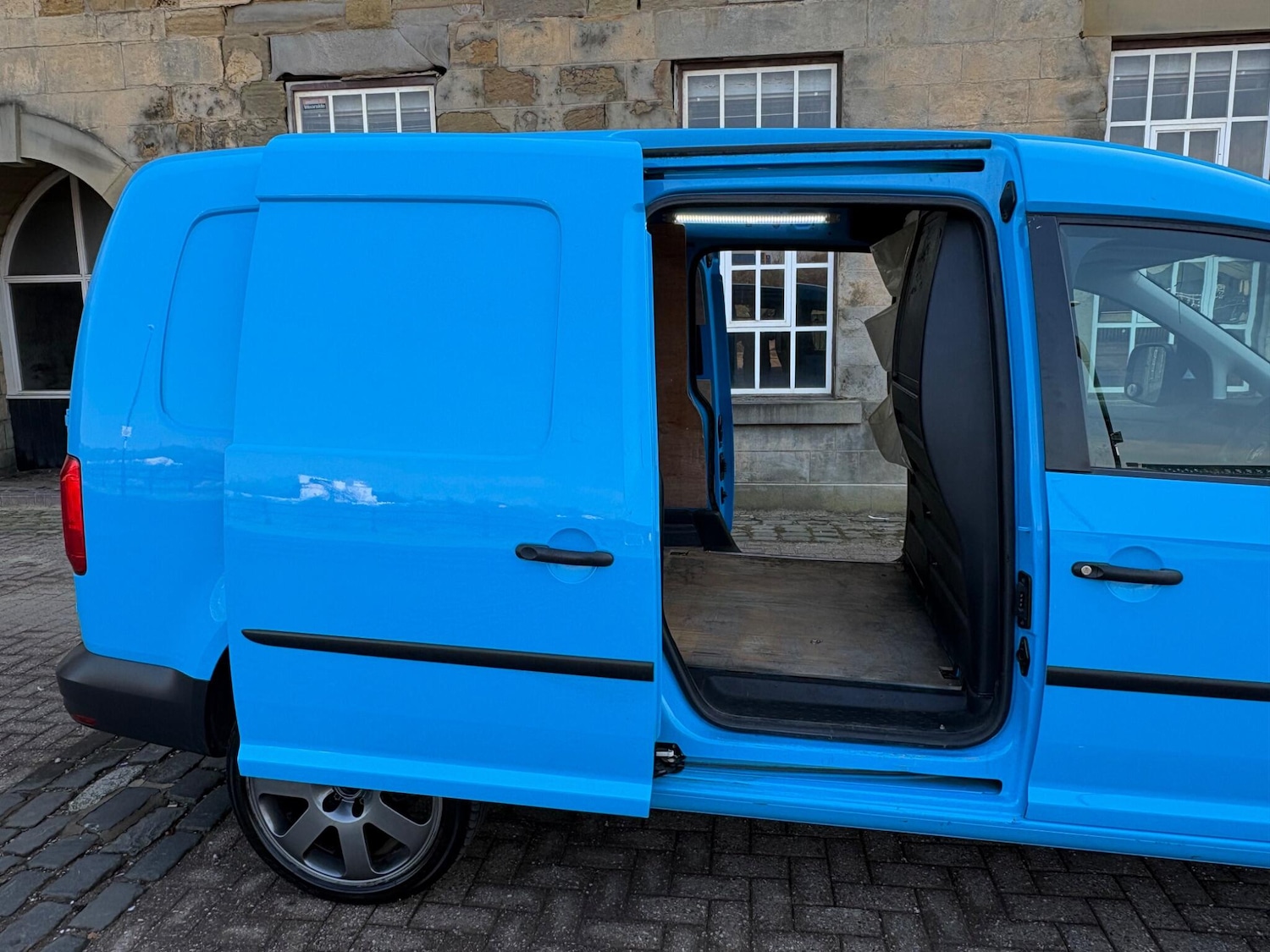 Used Volkswagen Caddy Maxi 2016 for sale - 77983047: Photo 41